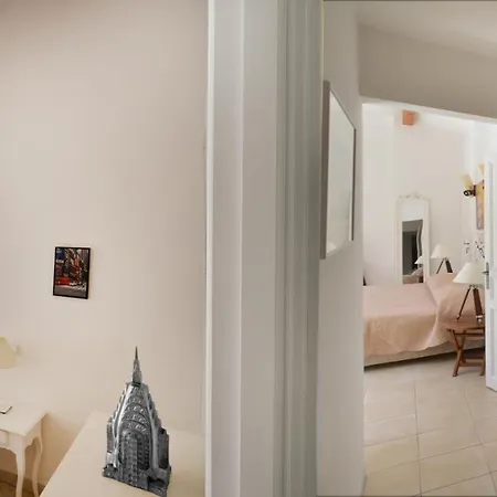 Tropez Villa, In A Private And Closed Domain * サントロペ